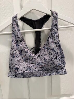Victoria's Secret Victoria Sport Stars Print Strappy Racerback Sports Bra Large